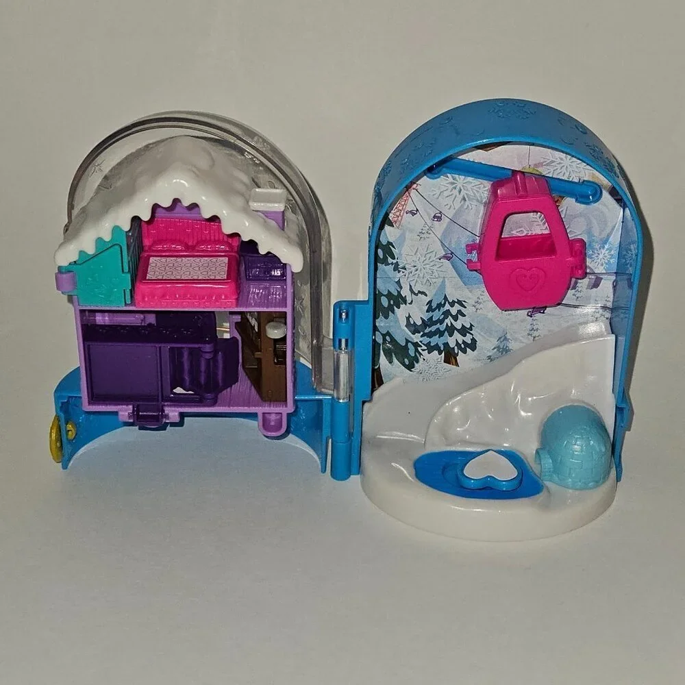 Polly Pocket Snowball Surprise Compact Cabin Dolls Sled Board Mattel 2017 READ